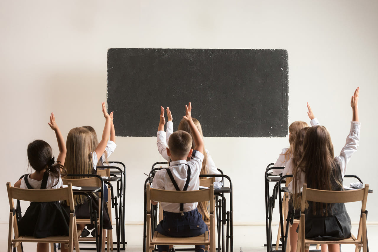 Penggunaan Videotron Untuk Edukasi
